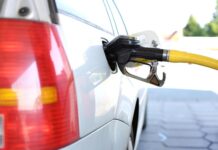 A cseh kormány szükség esetén korlátozza az energia- és üzemanyagárakat